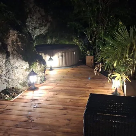 Enchanteur D'angon Apartment Talloires